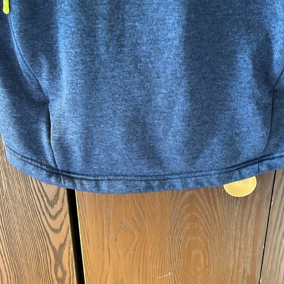 Under Armour men’s navy hooded lightweight sweatshirt. Size Large. - Picture 6 of 9